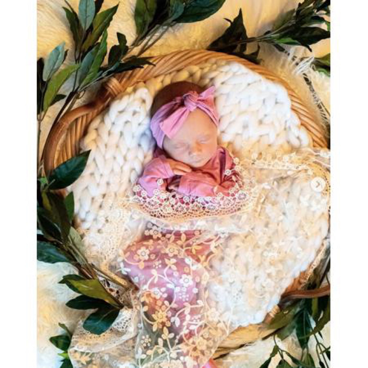 Three Little Tots Newborn Baby Knotted Tie Gown (Rose)