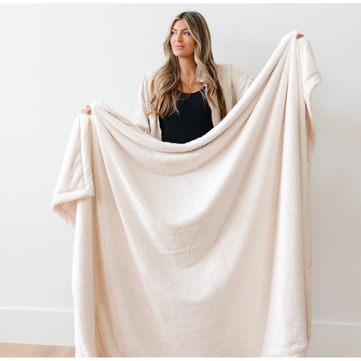 Saranoni Lush XL Blankets in Natural