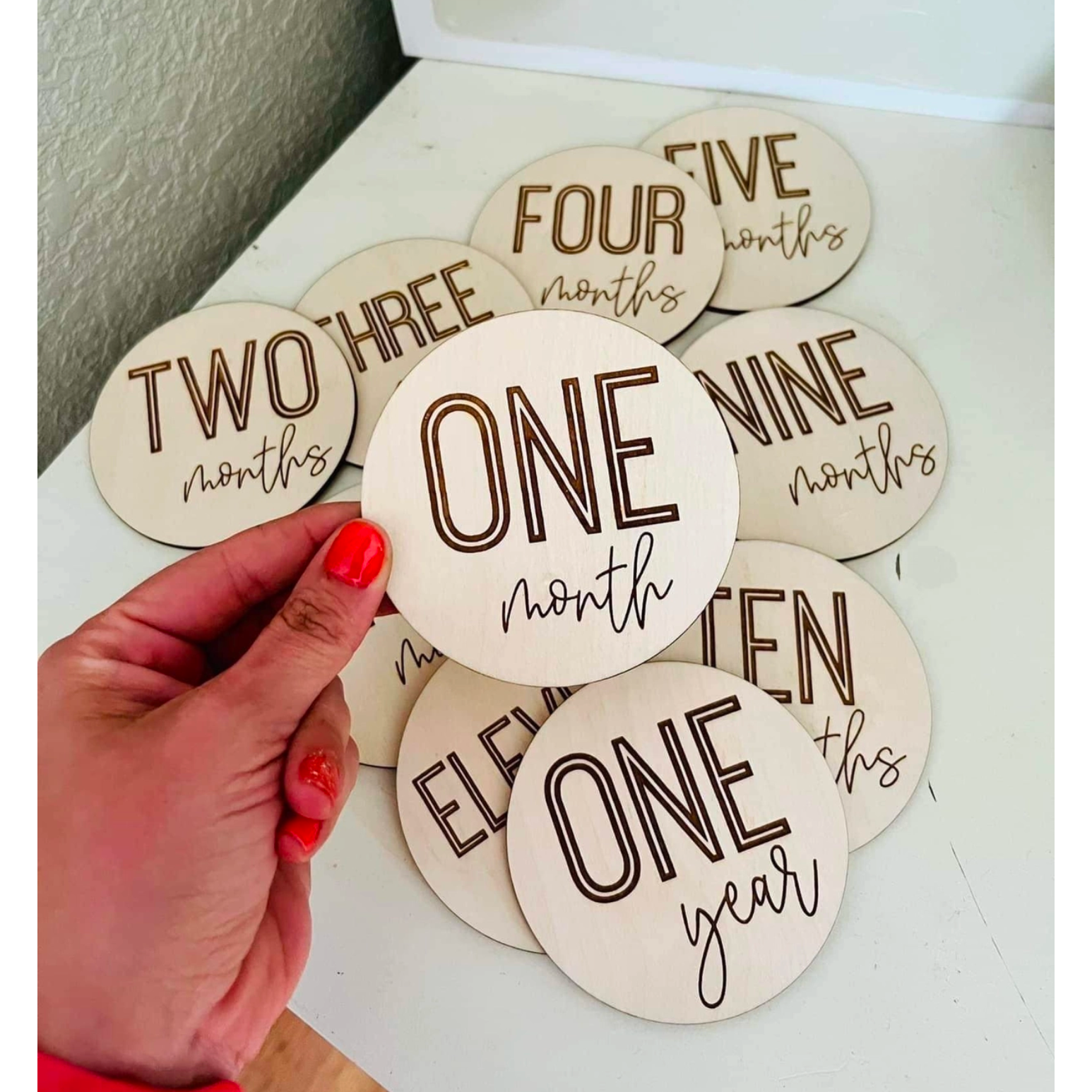 Baby Round Monthly Milestone Set