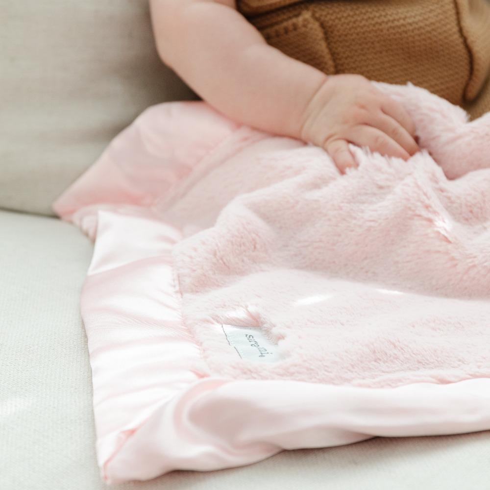 Saranoni Lush Mini Blanket with Satin Border- Light Pink