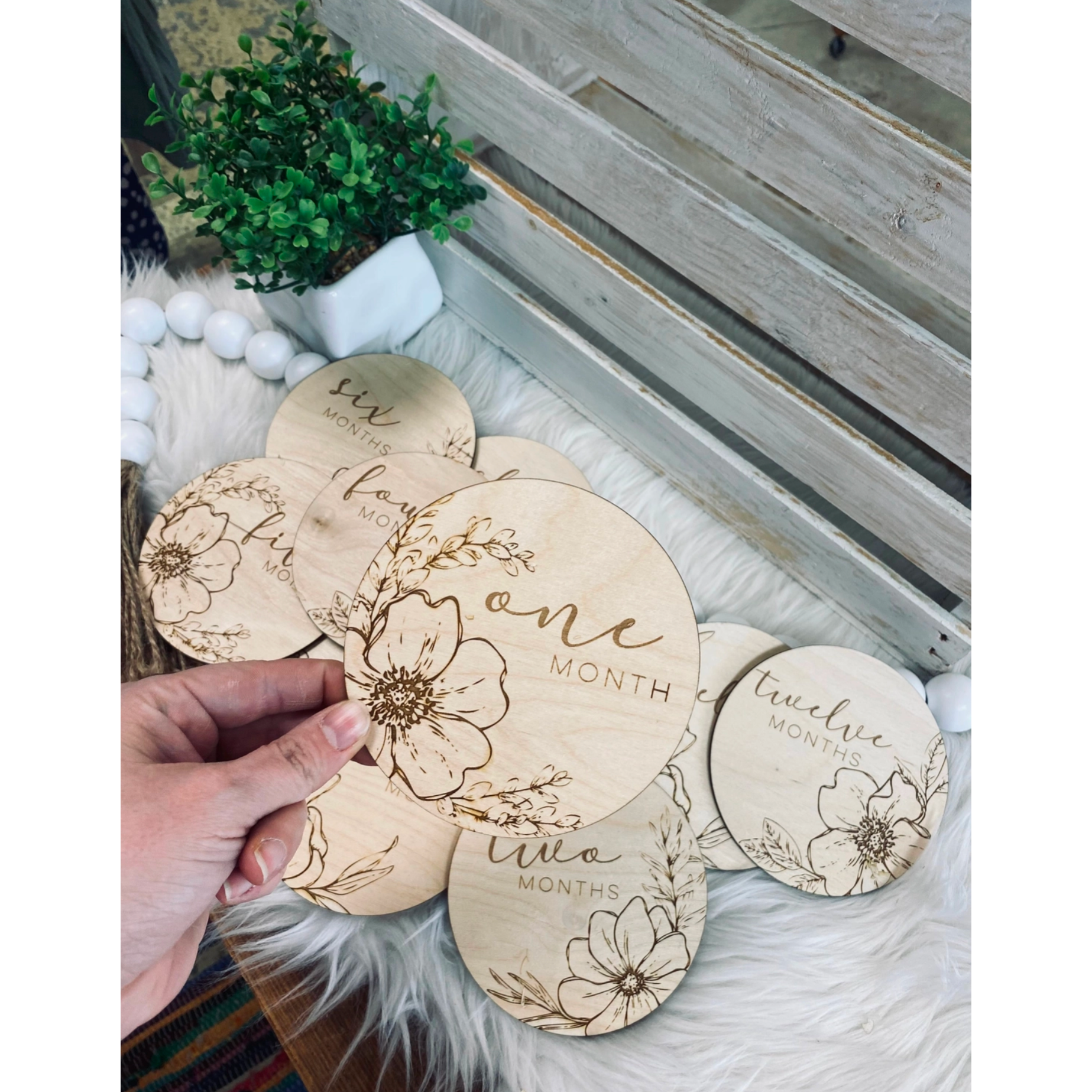 Floral Round Monthly Milestone Cards