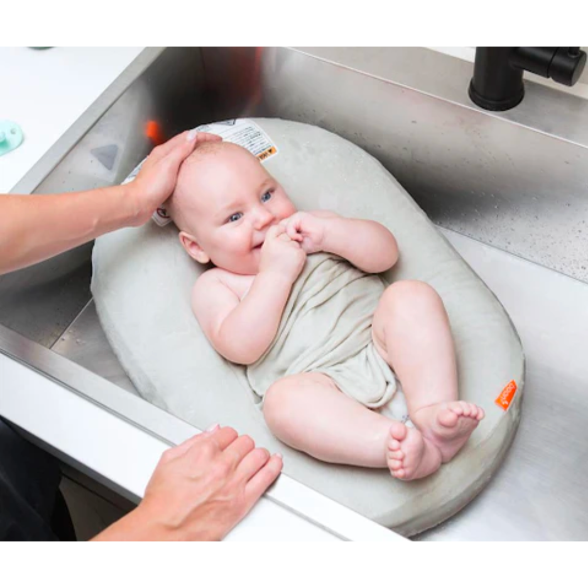 Boon Puff+ Inflatable Baby Bather with Microfleece Cover