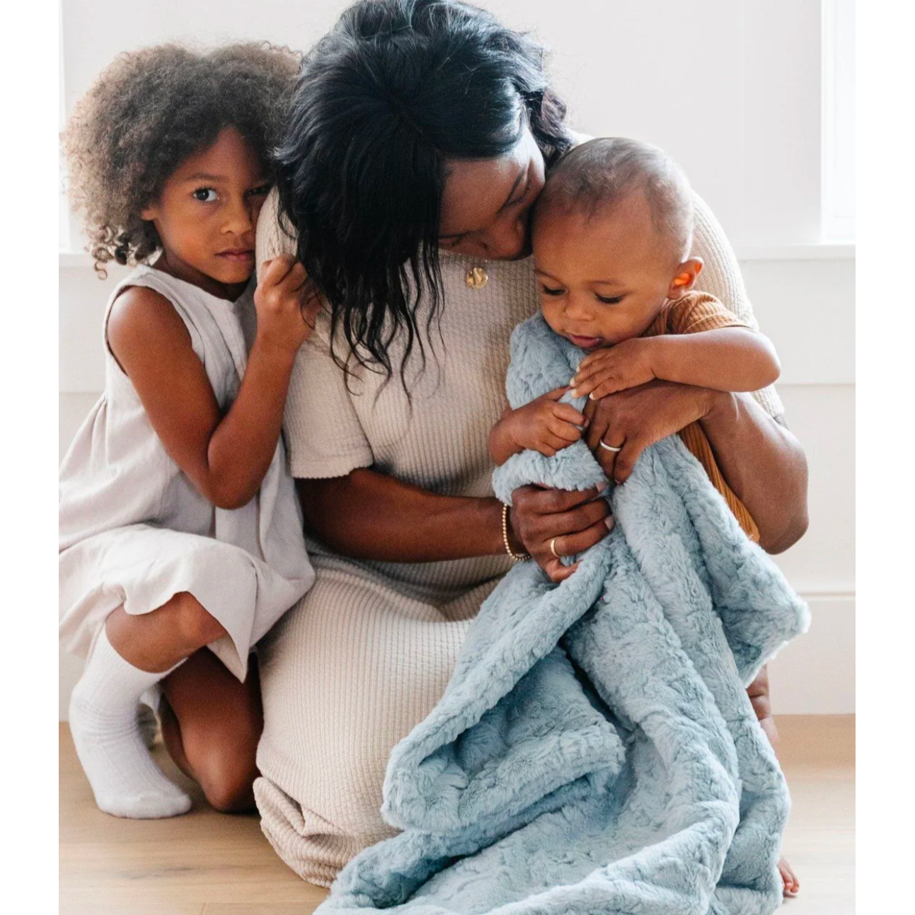 Saranoni Dream Receiving Blanket in Mineral Blue